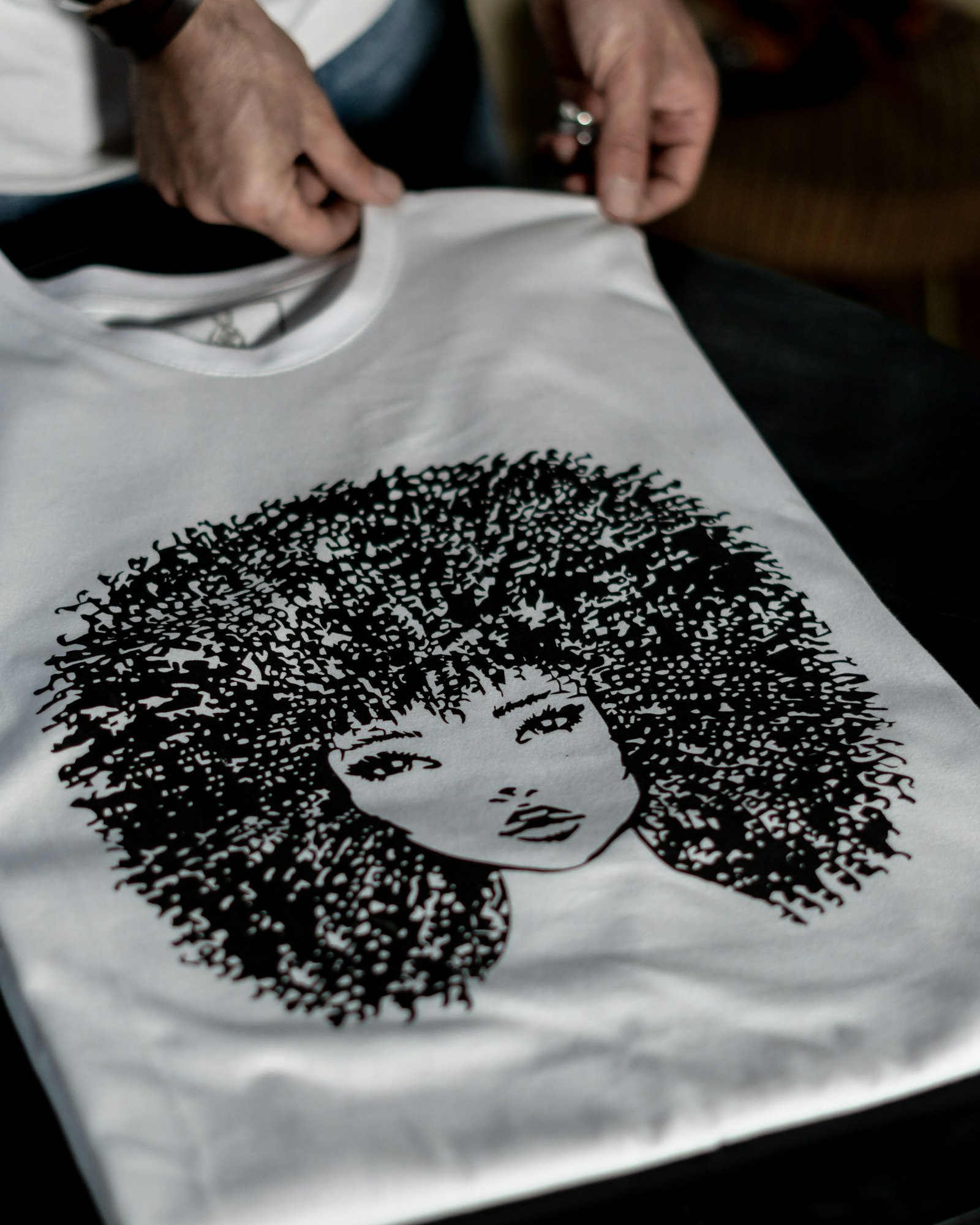 Camiseta con diseño estampado